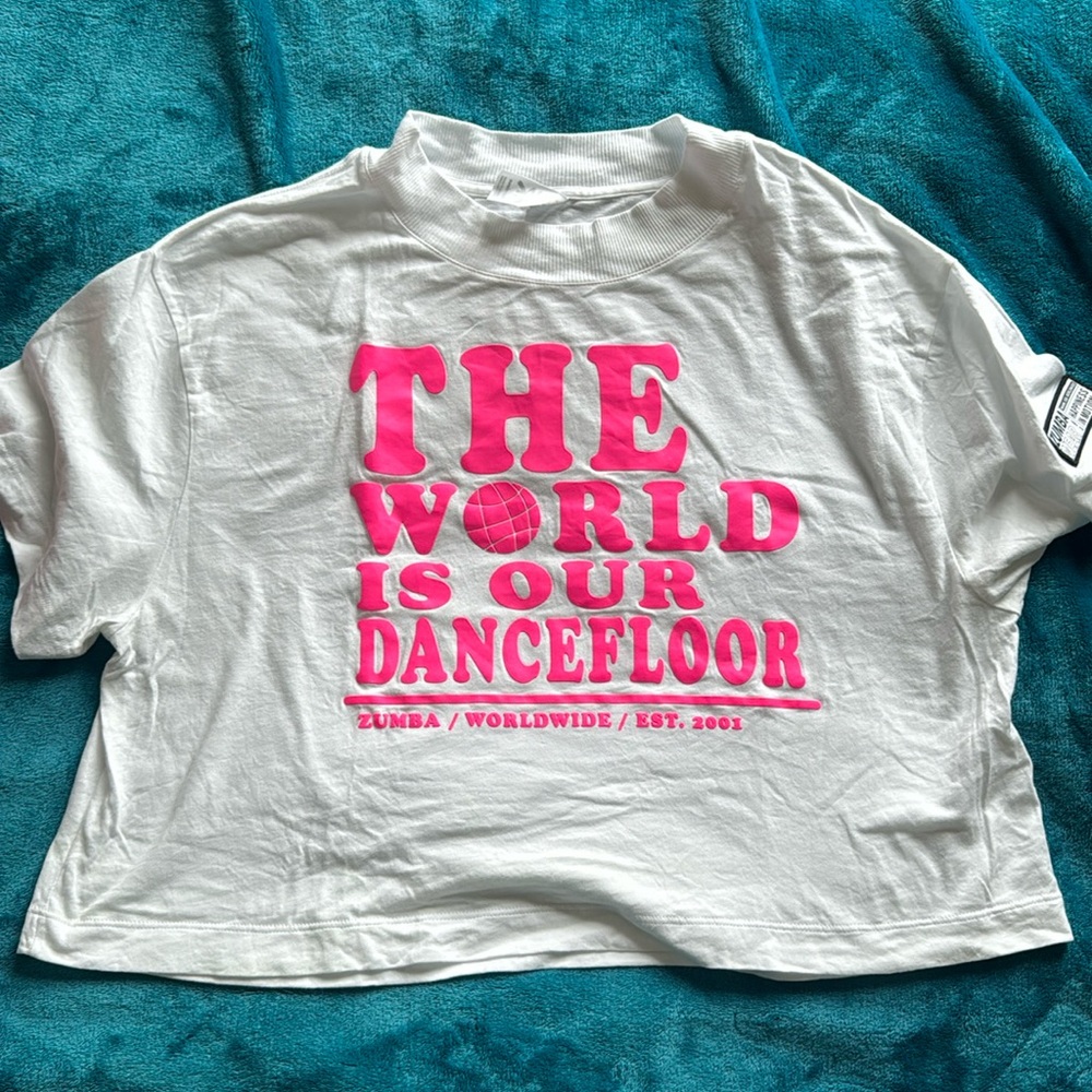 Zumba The World is Our Dance Floor Crop M